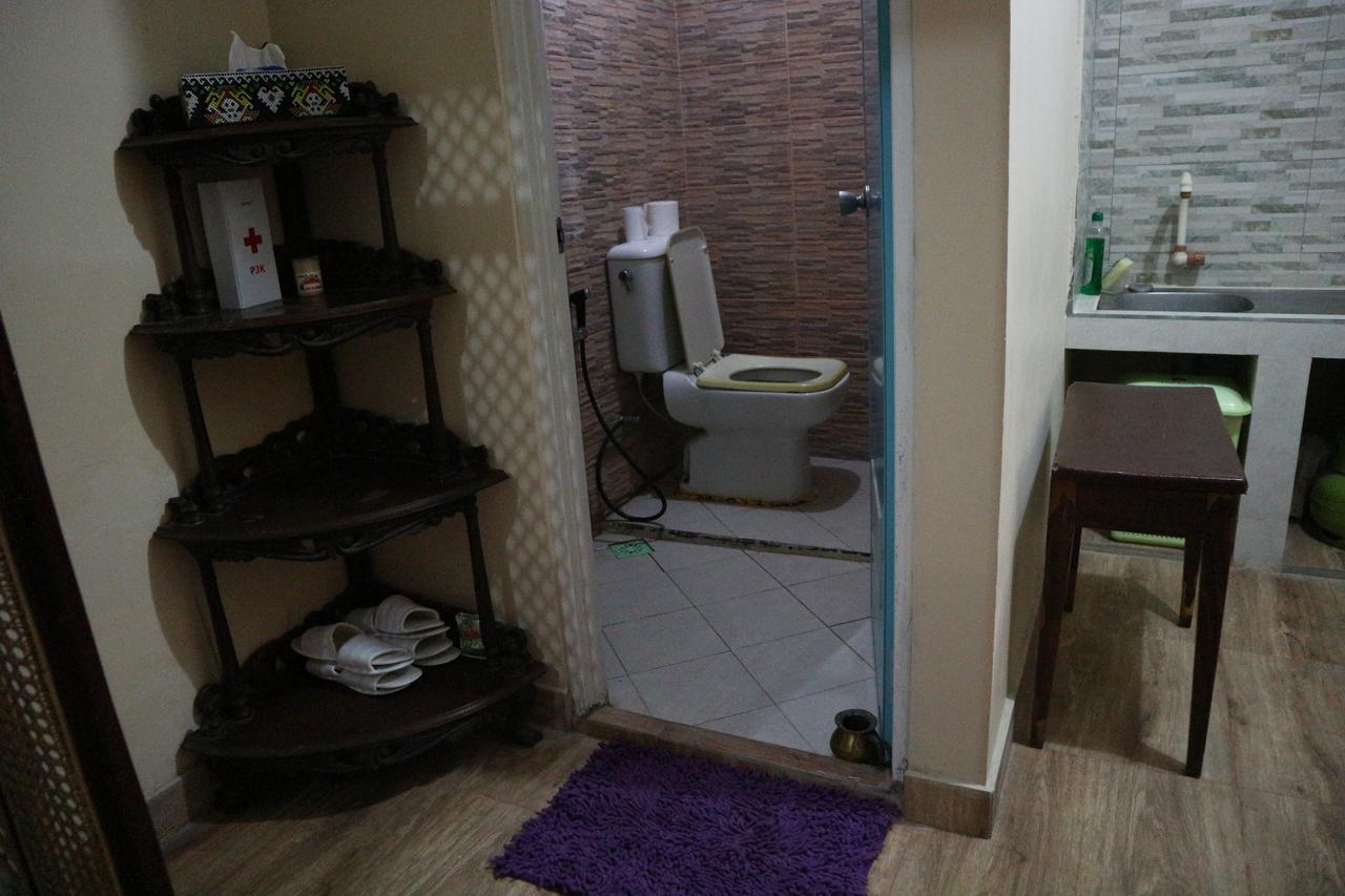 Kembar Guesthouse Jogyakarta Zewnętrze zdjęcie